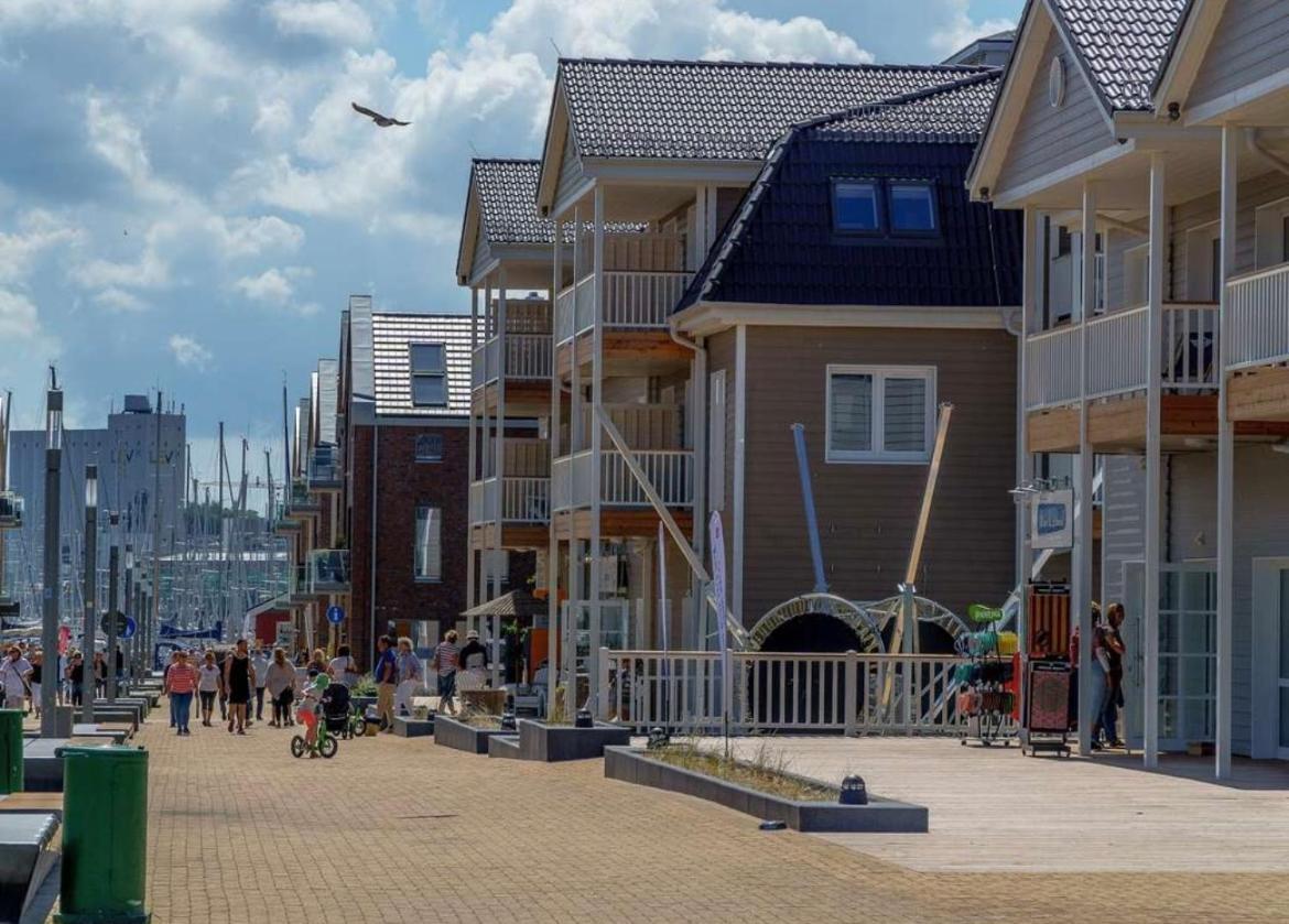 Oase An Der Ostsee Mit 2 Schlafzimmern Heiligenhafen Bagian luar foto